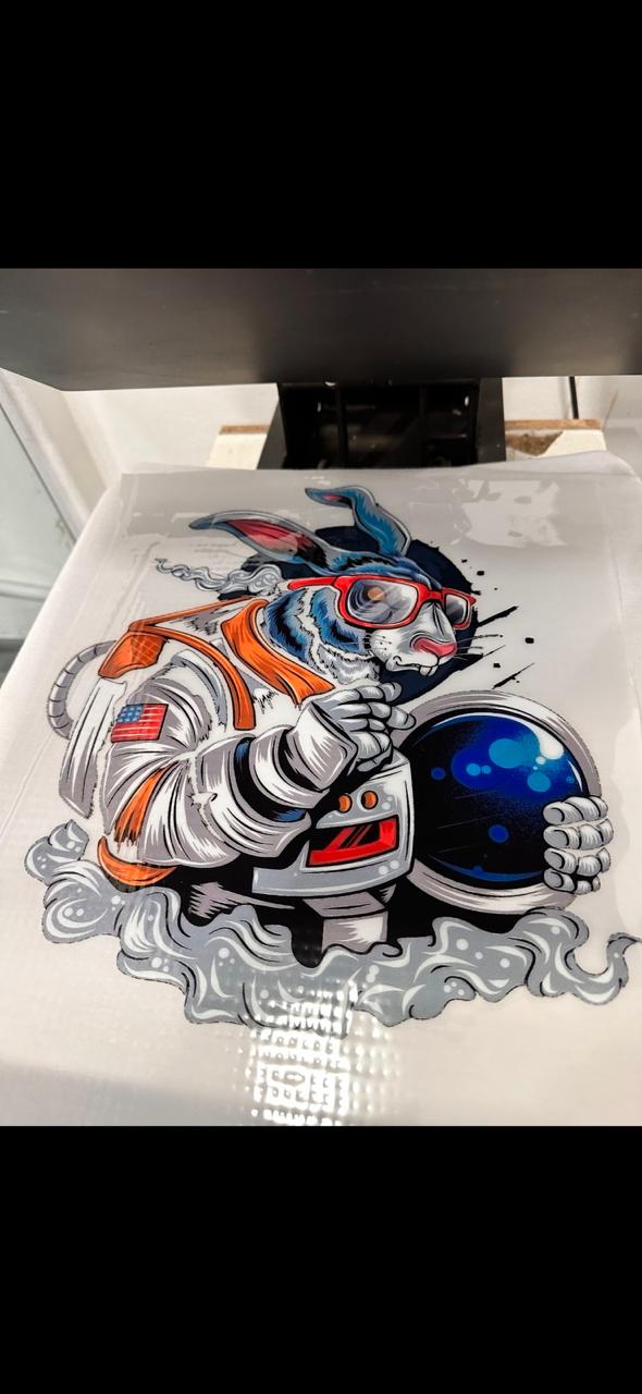 Muestra de impresión DTF - Conejo Astronauta